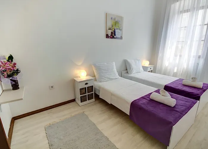 Bed & Breakfast Point 3*