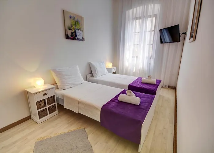 Bed & Breakfast Point 3*