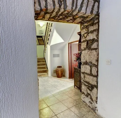 Point Bed & Breakfast Pula